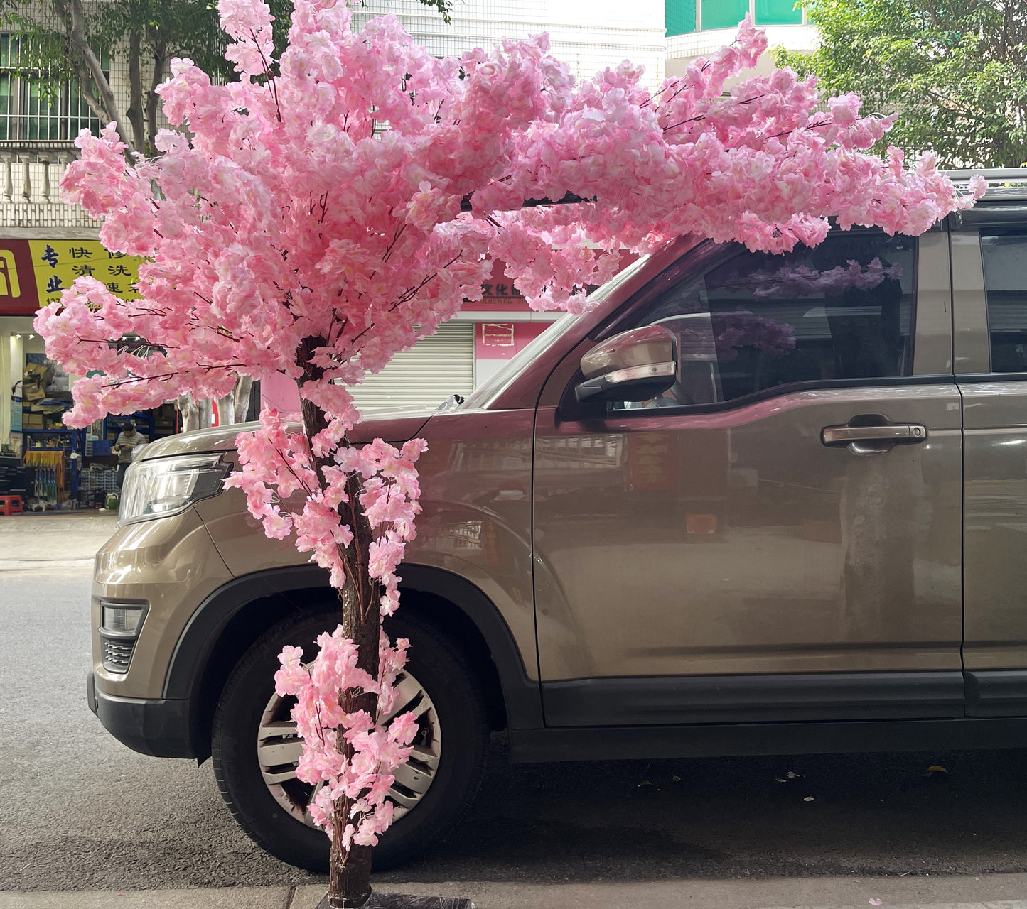 Faux Cherry Tree - Lifelike Decor for Weddings & Events