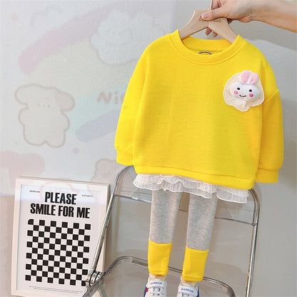 Herbstliches Baby-Set aus T-Shirt und Hose mit Spitze für Mädchen