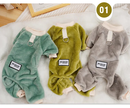 Luxuriöses Haustier-Pyjama und super saugfähiges Handtuch-Set