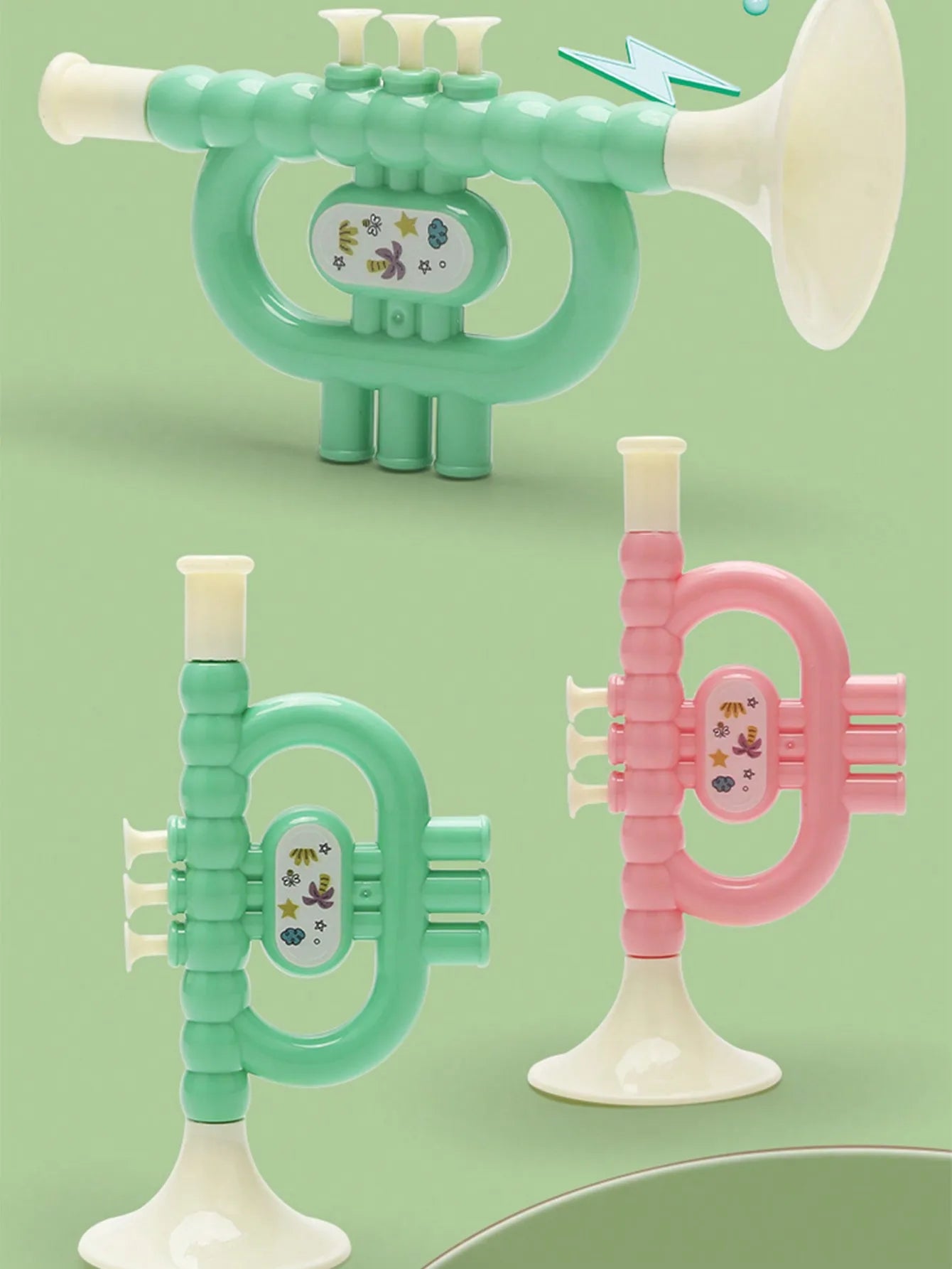 Un ensemble de jouets pour enfants, tambour et trompette