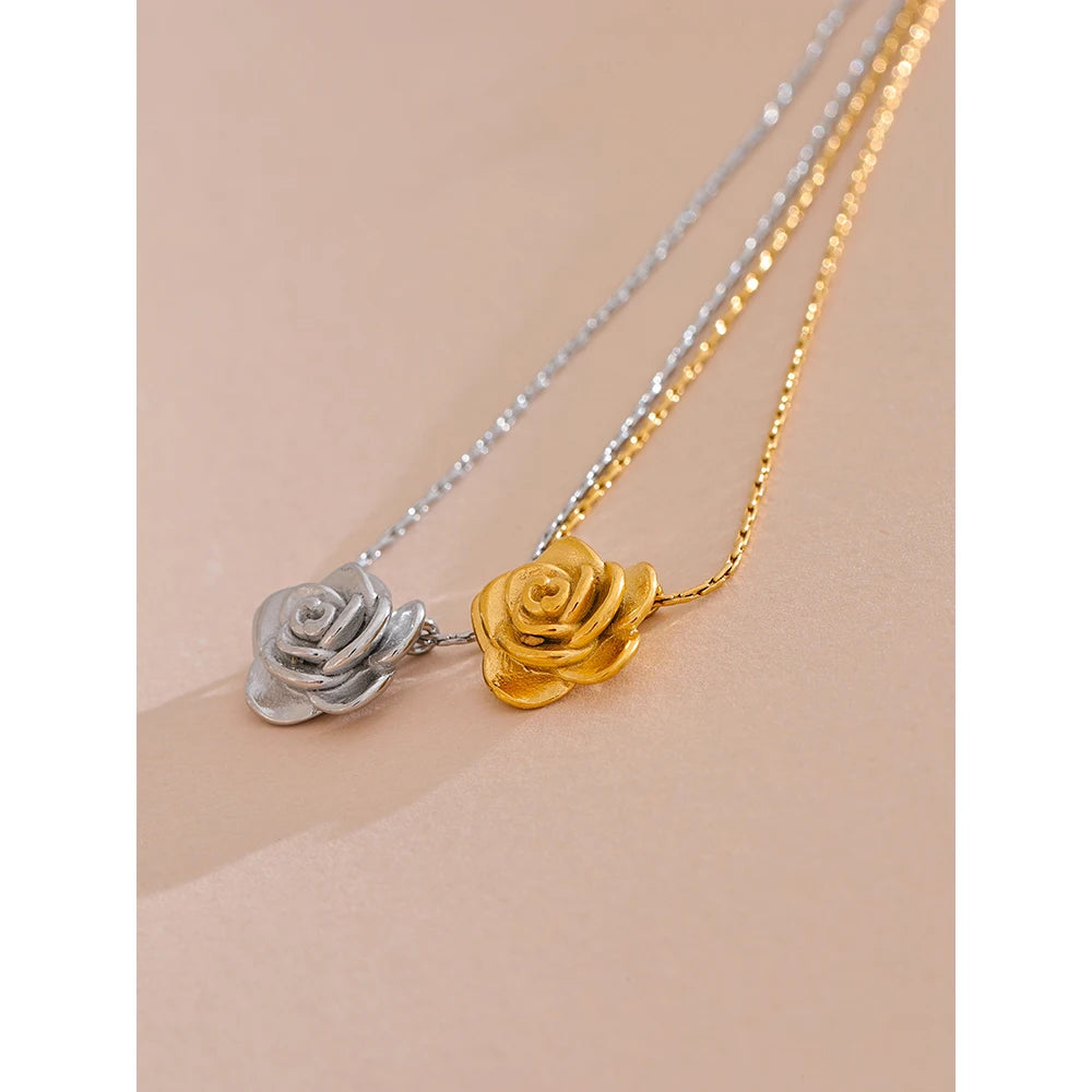 18K Gold Plated Stainless Steel Flower Pendant Necklace