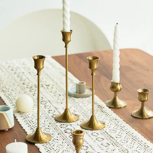 3-teiliges Kerzenständer-Set aus Messing und Gold