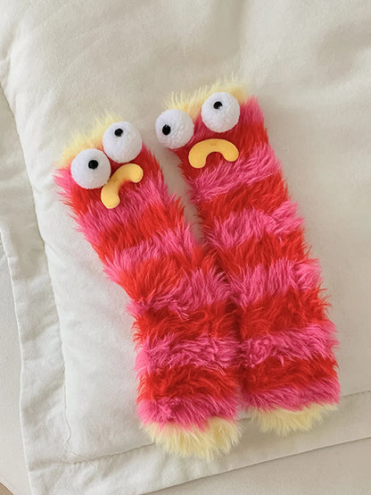 Plüschsocken aus Korallenfleece für Damen – rutschfeste, warme Bodensocken aus Strick