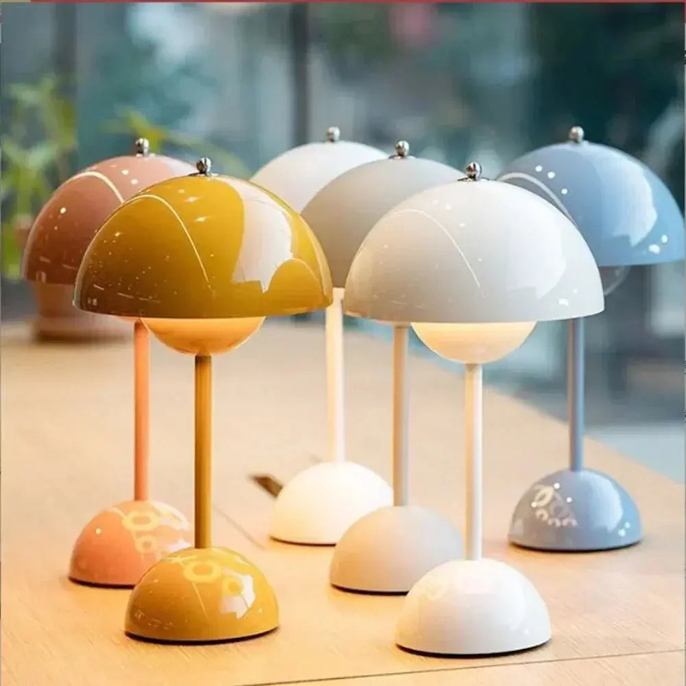 Rechargeable Mushroom Flower Bud LED Table Lamp - Modern Decor