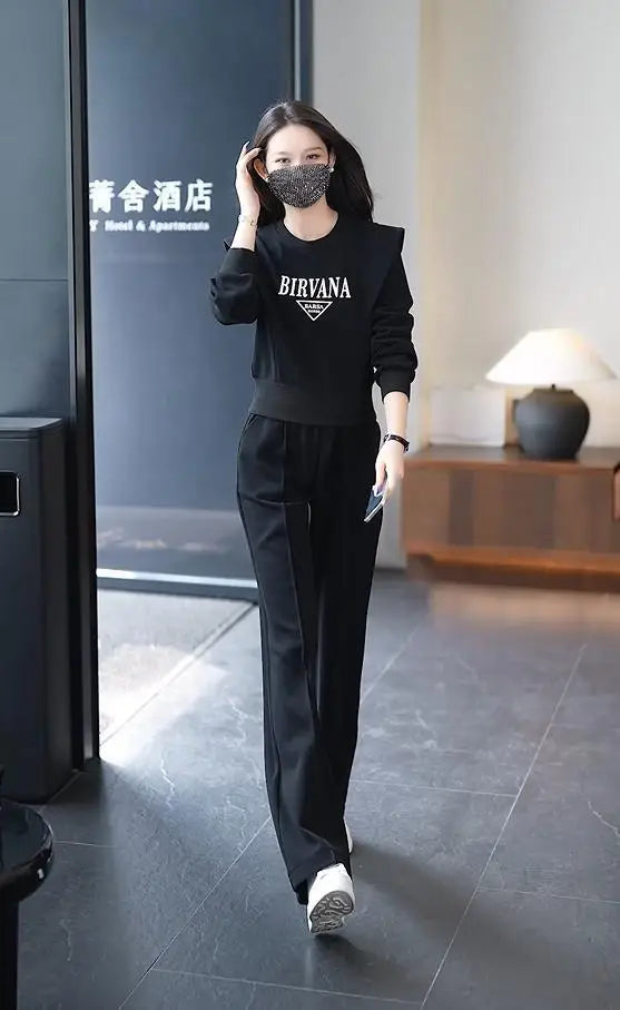 Korean Fashion 2-Piece Women's Sweatsuit