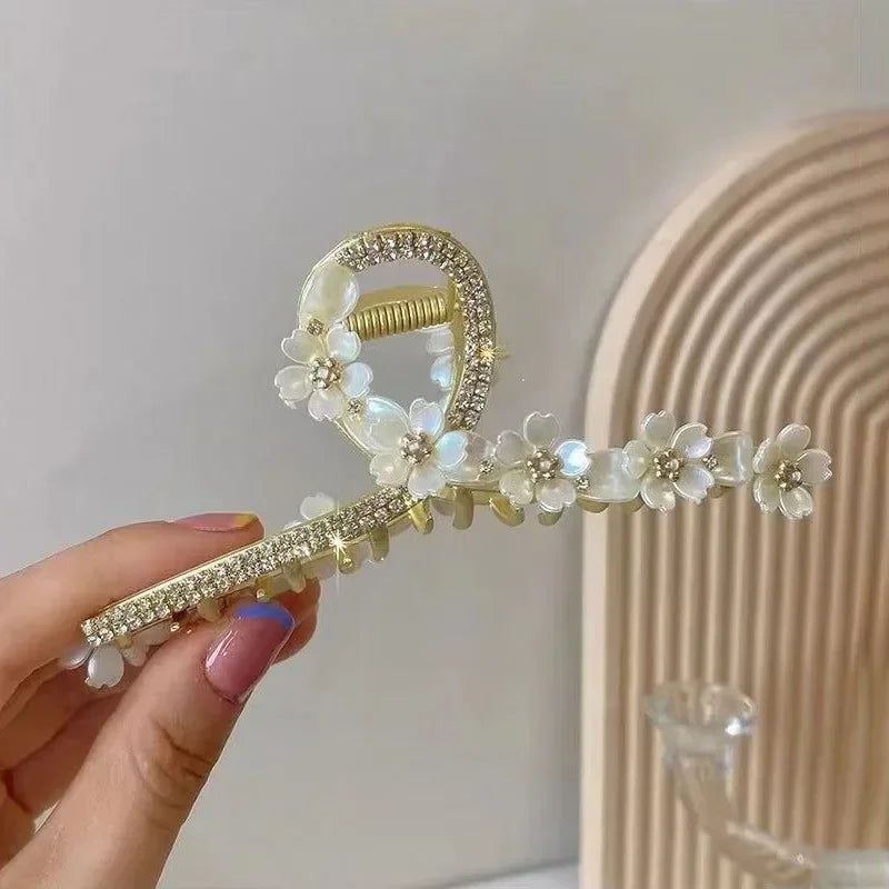 Chic Pearl & Rhinestone Hair Claw