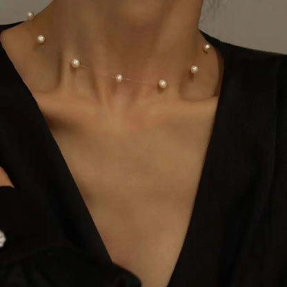Collier ras du cou en perles pour femme