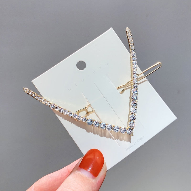 Korean V-Shaped Pearl Hairpin