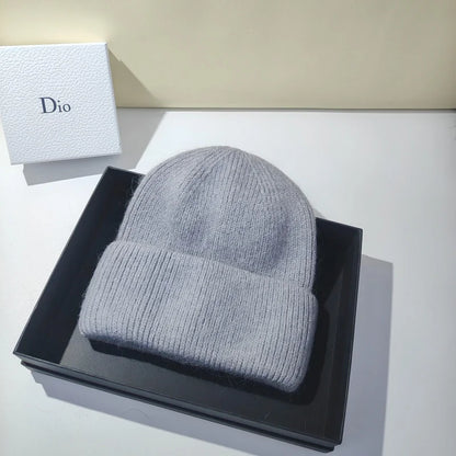 Women's Winter Knitted Beanie - Warm Cashmere Wool & Rabbit Fur Ski Hat