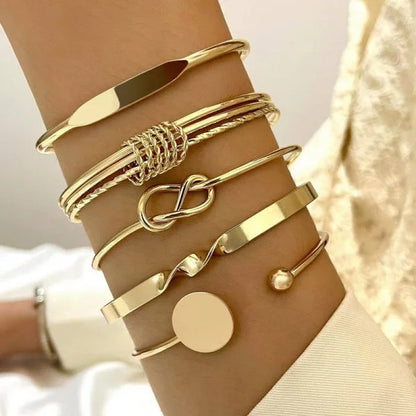 Punk-Armbandset mit kubanischen Ketten für Damen