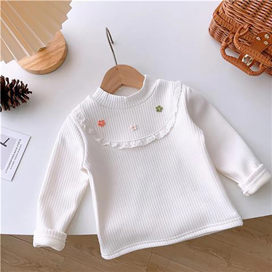 Winterbeiger Kinderpullover