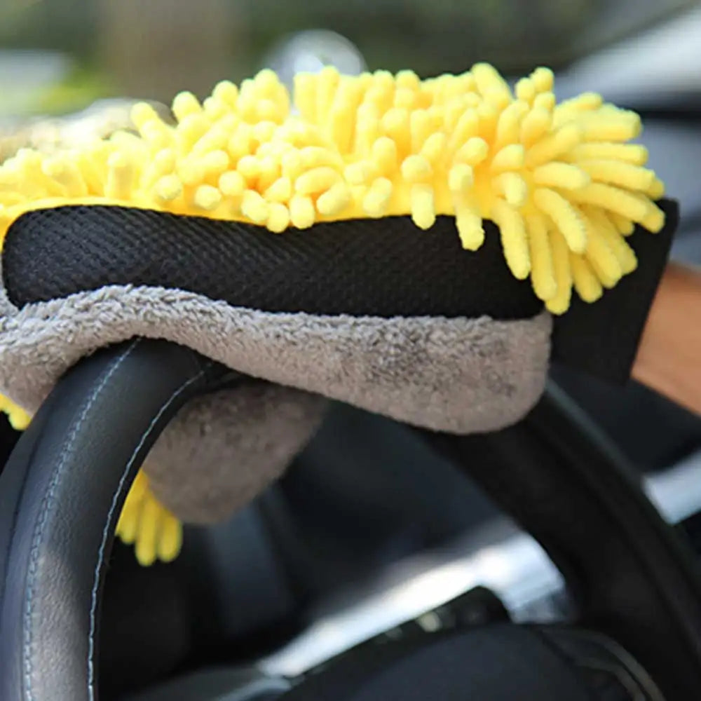 Kratzfester Autowaschhandschuh aus weichem Korallenrot