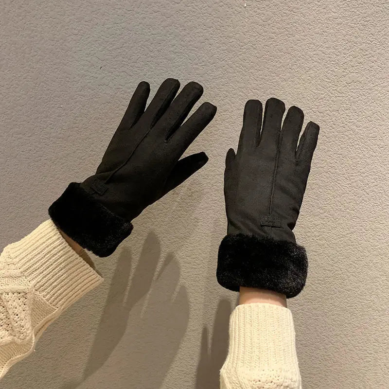 Women's Winter Furry Gloves - Full-Finger Touchscreen Mittens