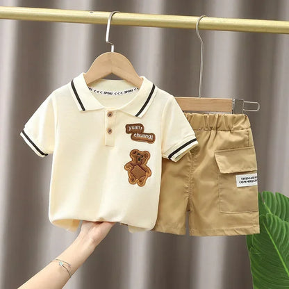 Sommerliches Kleinkind-Jungen-Polo-T-Shirt-Set aus Baumwolle