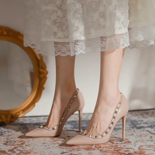 Chaussures à talons hauts en cuir verni pour femmes