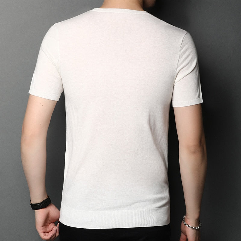 Luxuriöses Woll-T-Shirt mit V-Ausschnitt für Herren