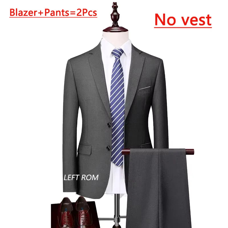 Lässiger dreiteiliger Hochzeitsanzug für Herren