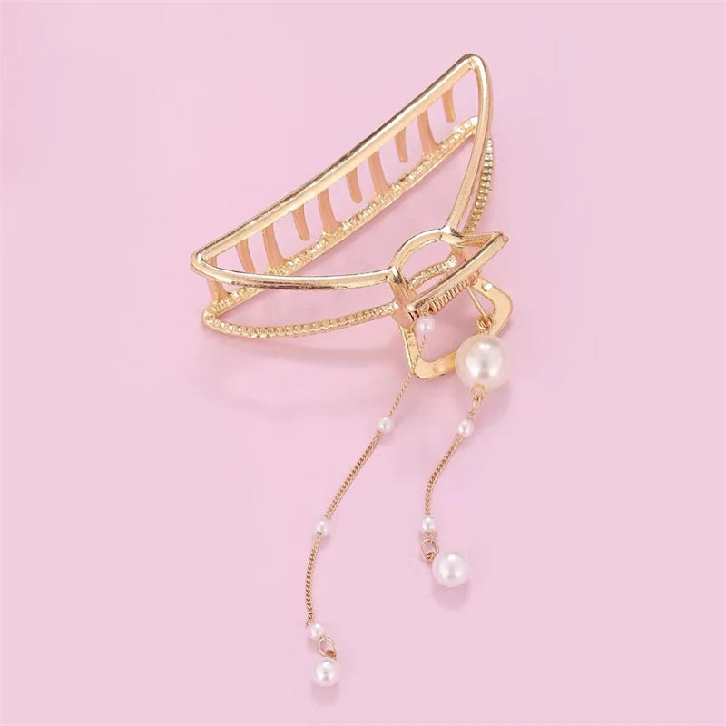 Summer Pearl Rabbit Hair Clip