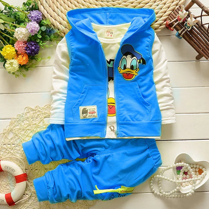 Mickey 3-teiliges Jungen-Set – Kapuzenpullover, T-Shirt und Hose