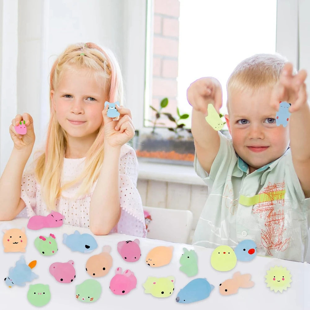 Kawaii Squishiest Tiere, die im Dunkeln leuchten - 12/36 Partygeschenke