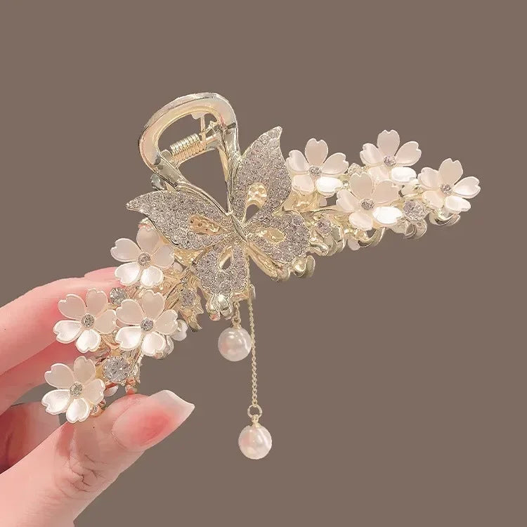 Chic Pearl & Rhinestone Hair Claw