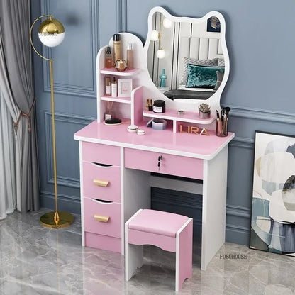 Ensemble de bureau de maquillage avec coiffeuse de maquillage