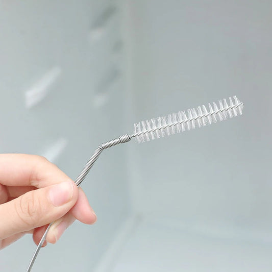 Brosse anti-bouchage pour canalisations de voiture