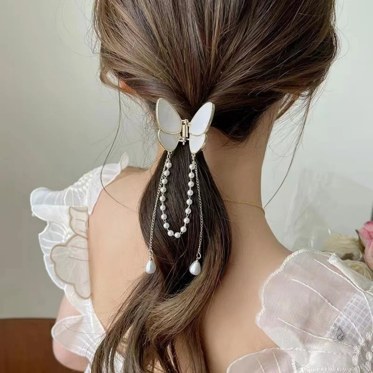 Chic Butterfly Pearl Tassel Hair Clip