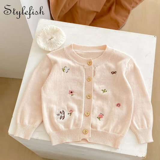 Cardigan douillet en tricot d'automne pour bébé fille