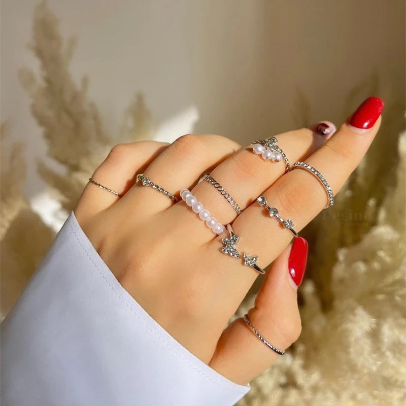 Set mit Strass-Schmetterlingsringen für Damen