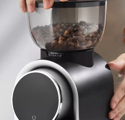 Elektrische Kaffeemühle mit Kegelmahlwerk