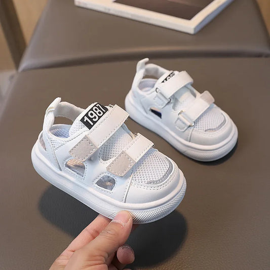 Chaussures de sport blanches pour enfants, été