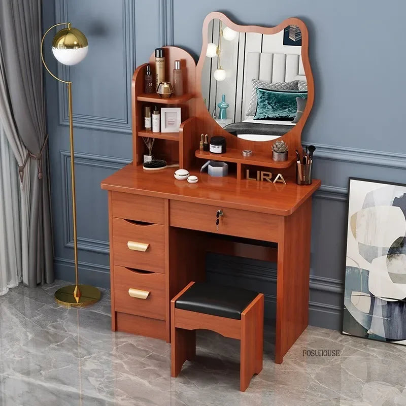 Ensemble de bureau de maquillage avec coiffeuse de maquillage