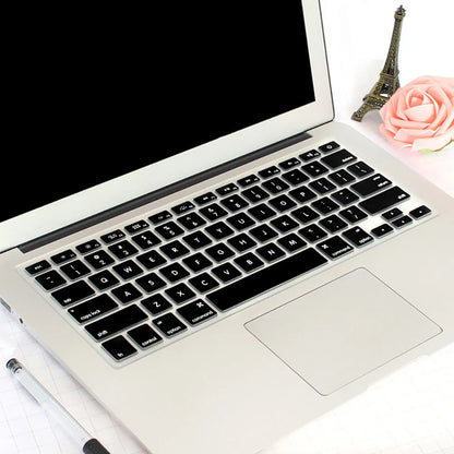 Schwarze Silikon-Tastaturabdeckung für MacBook Air/Pro (12/13/15 Zoll)