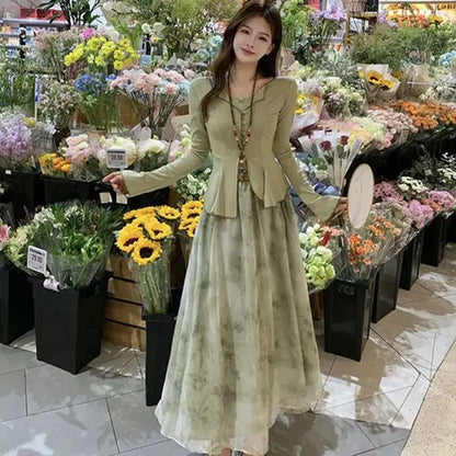 women's high-waisted cardigan t-shirt, high-waisted cardigan top, women's casual cardigan shirt, trendy high-waist t-shirt for women, stylish cardigan t-shirt, women's fashion high-waist top, high-waisted cardigan blouse, comfy women's cardigan shirt, high-waisted casual wear for women, modern women's cardigan tee