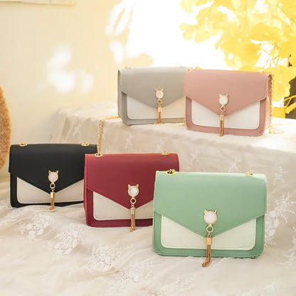 Cat Lock Chain Crossbody Bag