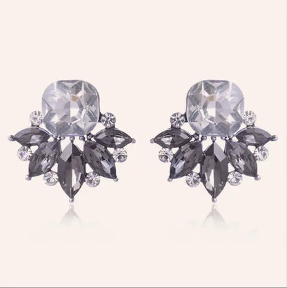 Simple Four Color Flower Stud Women Earrings