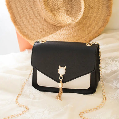 Cat Lock Chain Crossbody Bag