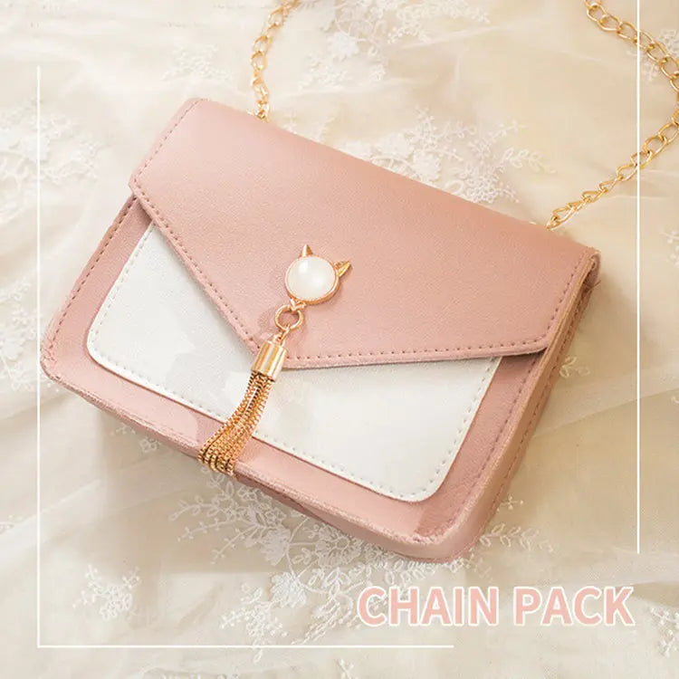 Cat Lock Chain Crossbody Bag