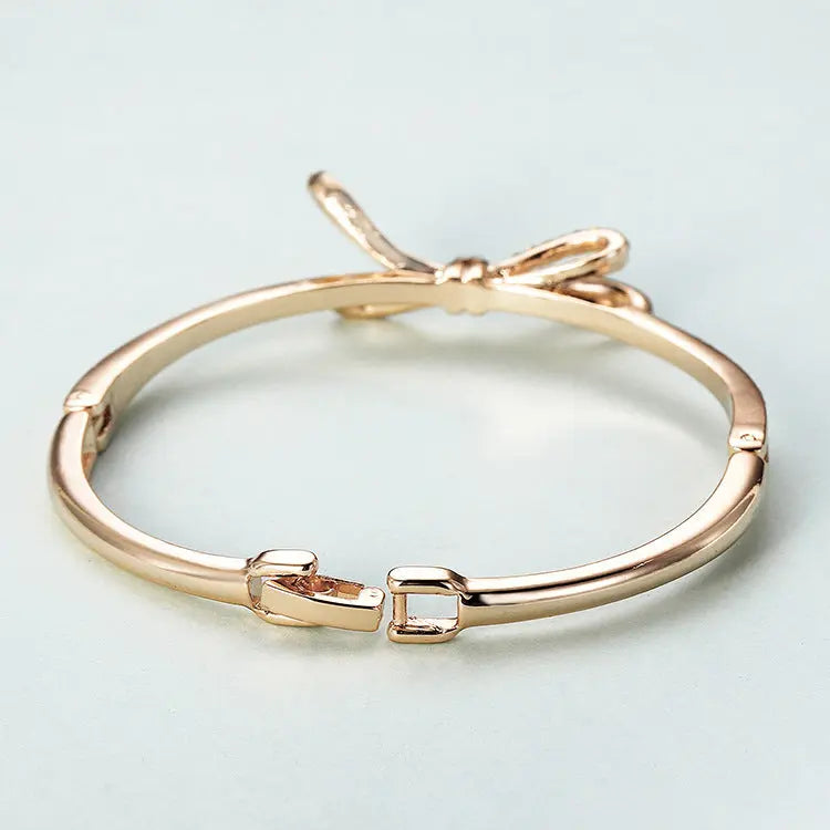 Diamond & Bow Rose Gold Bracelet - Elegant Women's Jewelry