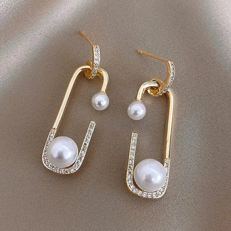 Korean Geometric Pearl Earrings