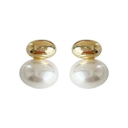 pearl earrings, earrings gold, flat pearl earrings, gold and pearl earrings, flat earrings, gold bean earrings, pearl earrings drop