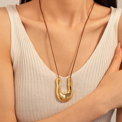 pendant necklace, necklace women, horseshoe pendant, women's pendant necklace, jewelry necklace, horseshoe necklace, pendant chain, horseshoe pendant necklace, chain necklace, charm necklace, horse shoe necklace