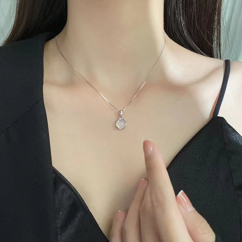 pendant necklace, moonstone pendant, necklace women, women's pendant necklace, moonstone necklace, moonstone pendant necklace, white necklace