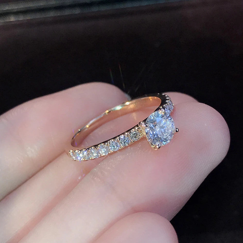 wedding rings, round rings, round wedding rings, zirconia wedding rings, wedding bands, claw rings, band rings, zirconia rings, cubic zirconia wedding rings, round wedding band, zirconia wedding bands