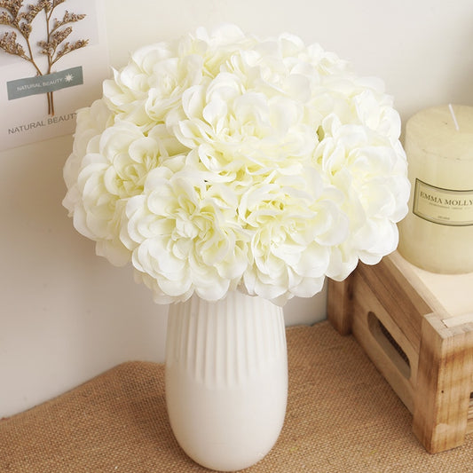 Elegante weiße Pfingstrosen-Hochzeitsblumen – Heimdekoration